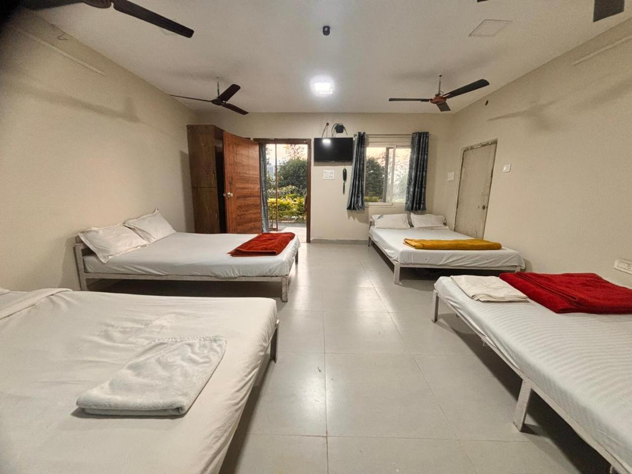 Natures Nest Araku Resort Luaran gambar