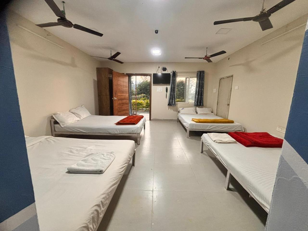 Natures Nest Araku Resort Luaran gambar